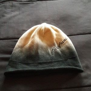 Karl Kami beanie hat